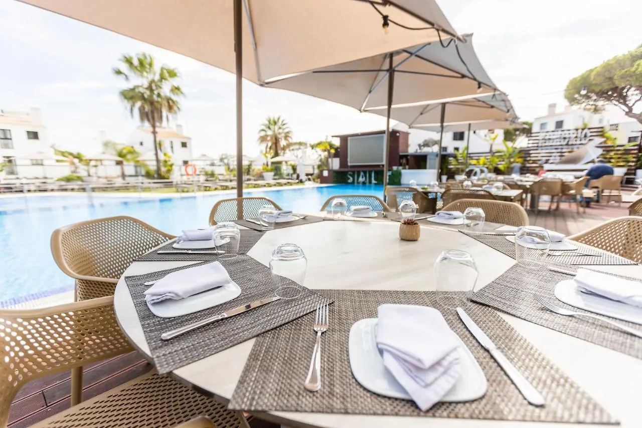 Apartamentos Honorio - Pool And Garden Vilamoura Aparthotel