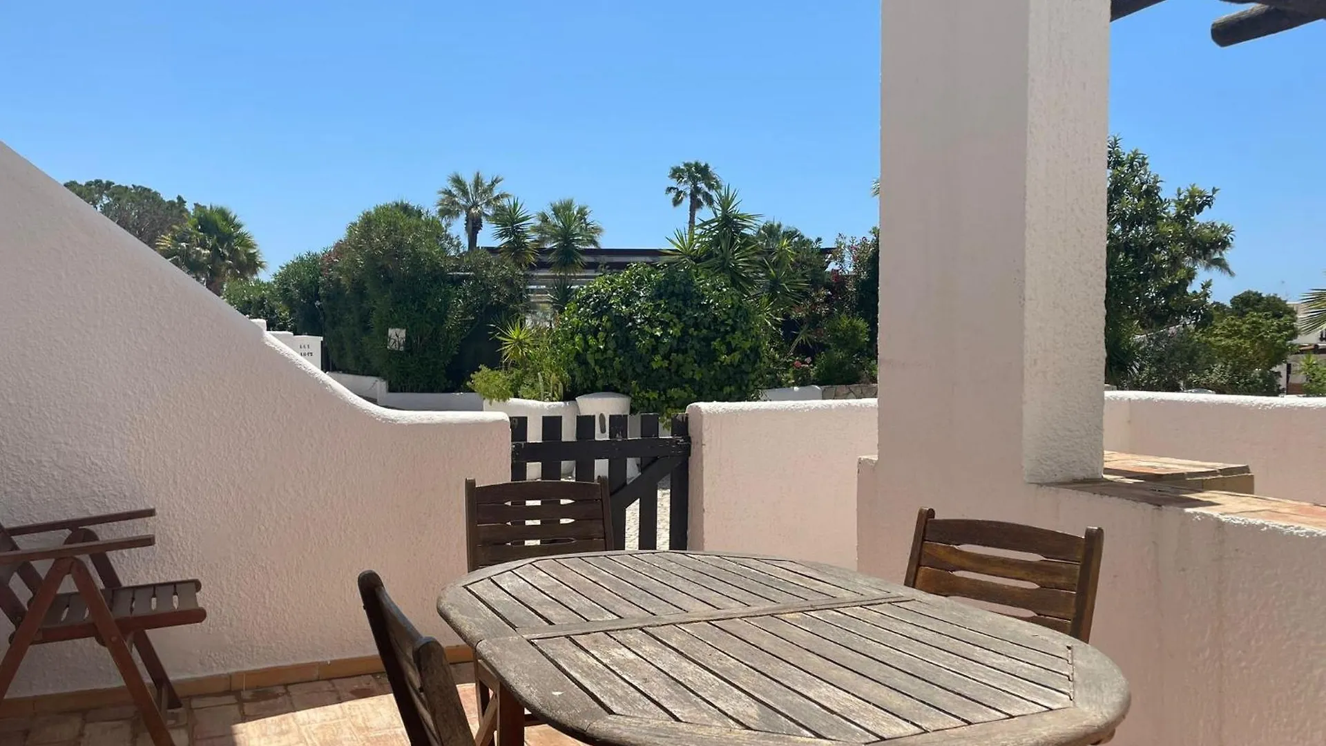 Apartamentos Honorio - Pool And Garden Vilamoura