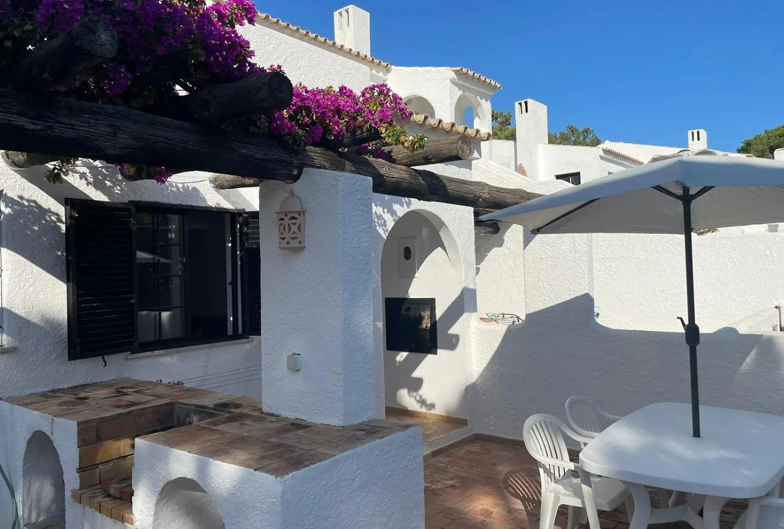 Apartamentos Honorio - Pool And Garden Vilamoura