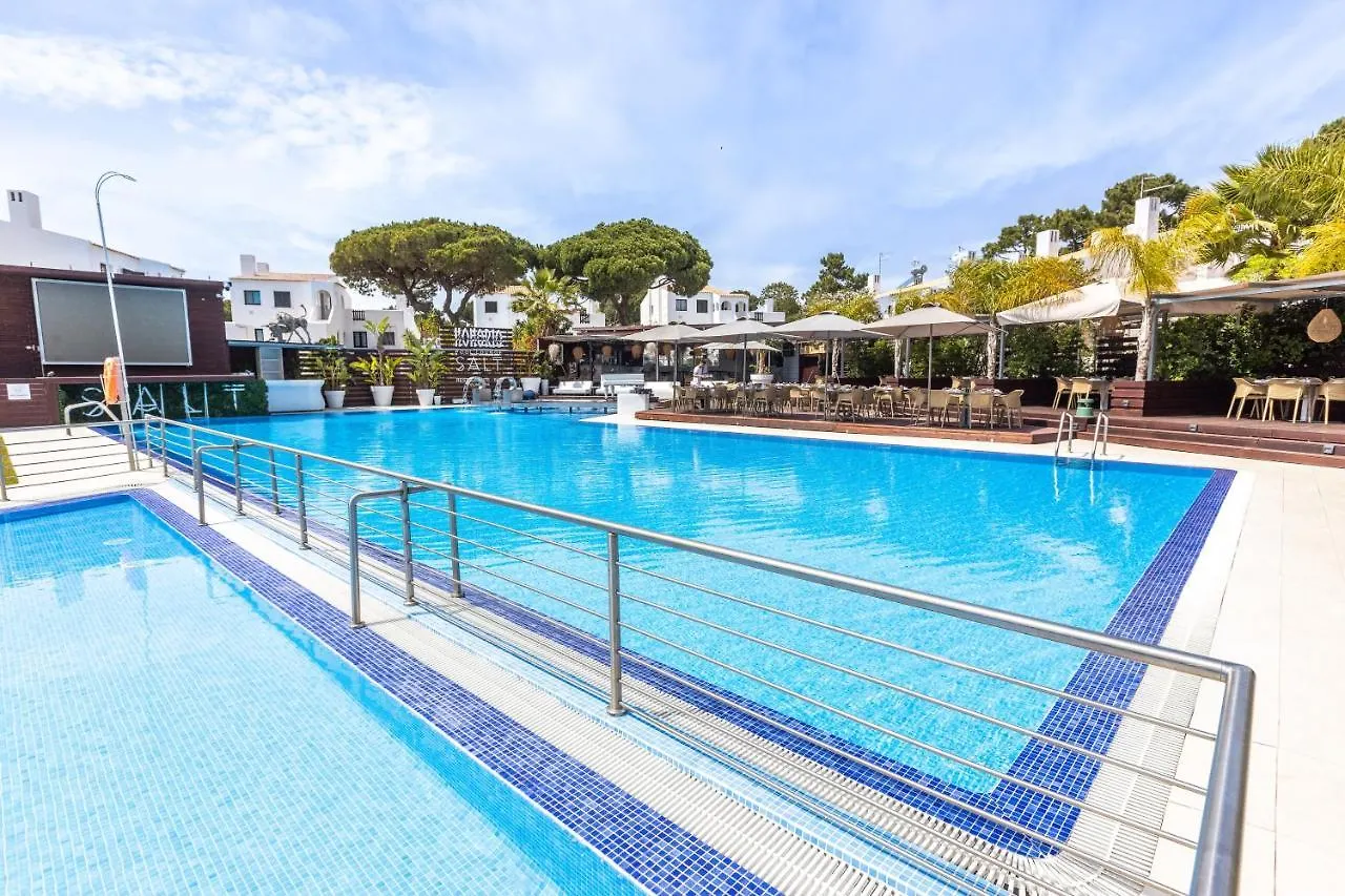 Apartamentos Honorio - Pool And Garden Vilamoura 3*,