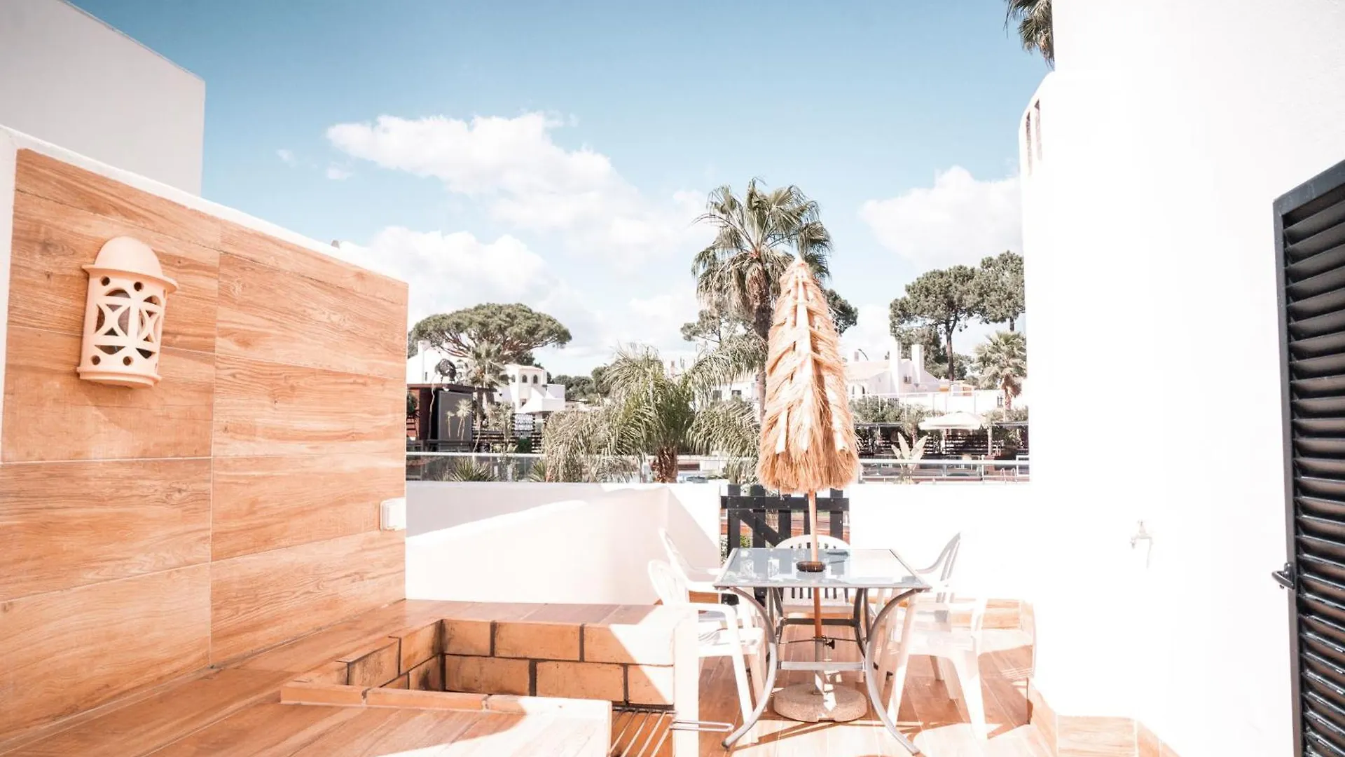 Apartamentos Honorio - Pool And Garden Vilamoura