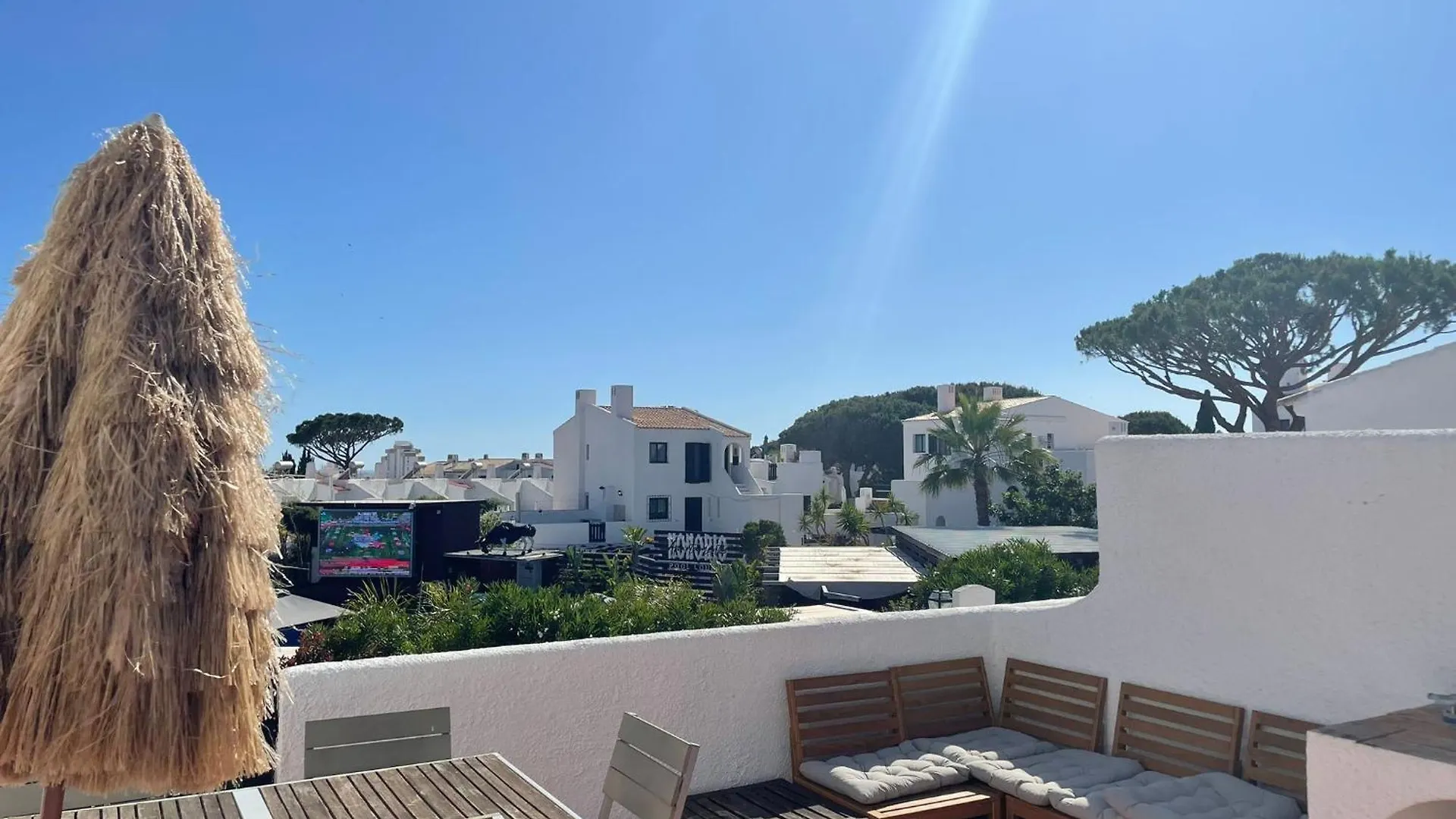 Apartamentos Honorio - Pool And Garden Vilamoura