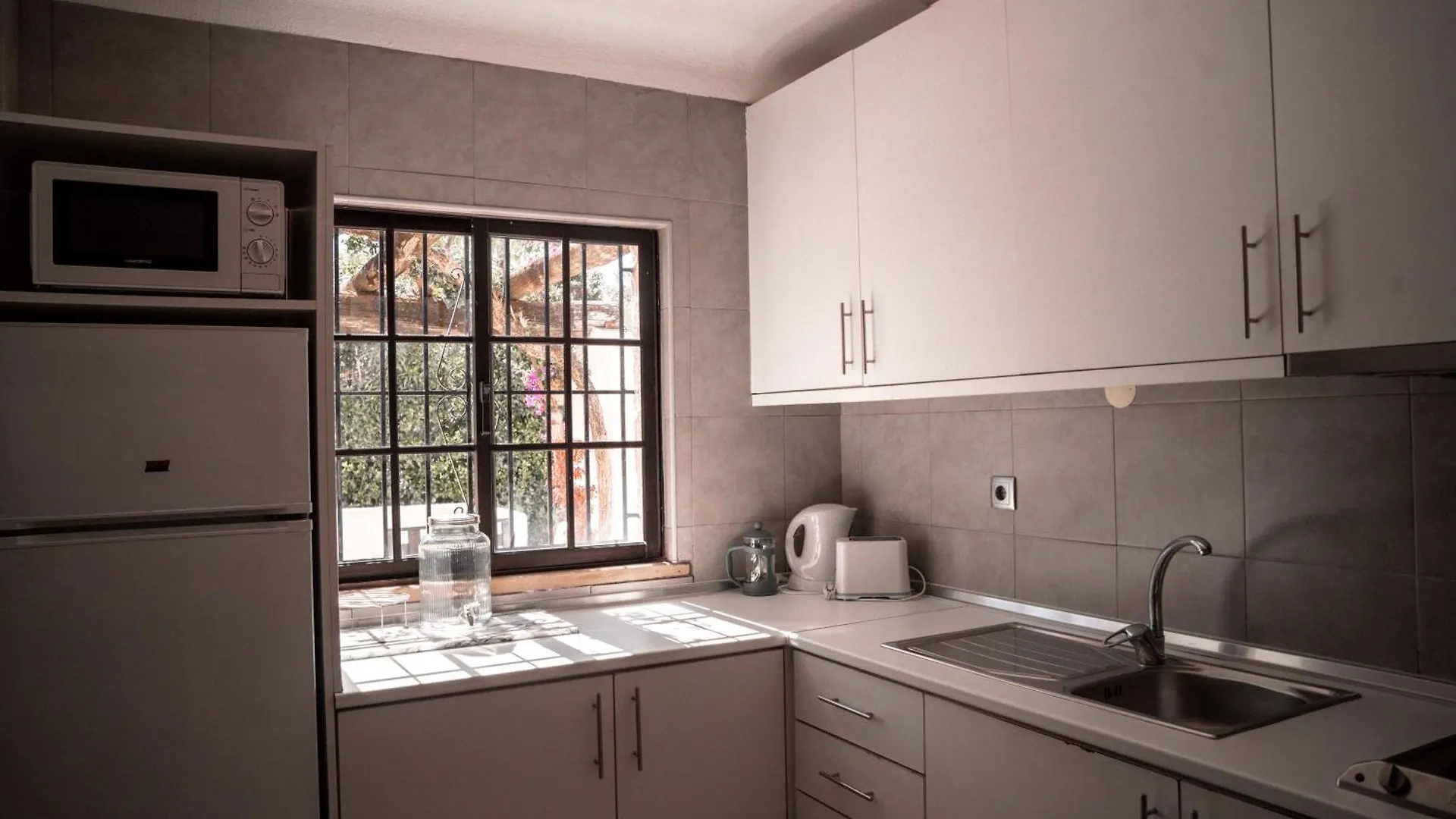 Apartamentos Honorio - Pool And Garden Vilamoura